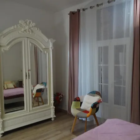 T3 Colonella Apartment *